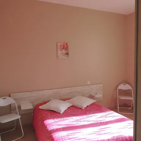 Le Colbert 3* Épernay